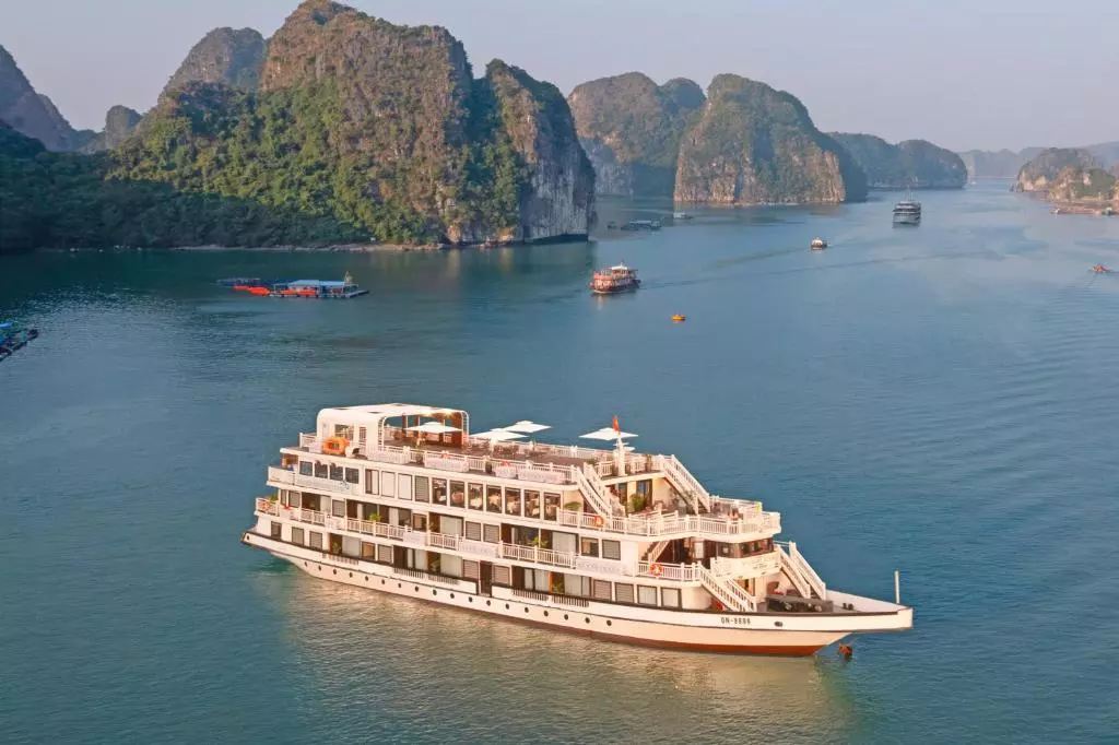 ARCADY BOUTIQUE CRUISE or similar